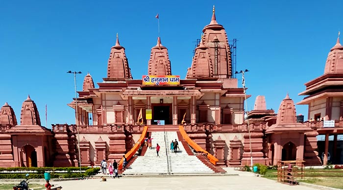 Shri Hanuman Dham temple Choi